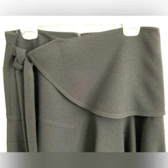 Woman's Derek Lam New York Italy Material Long Black Skirt Sz 10. Excellent - Picture 6 of 8